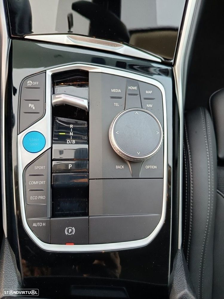 BMW i4 eDrive35 - 25
