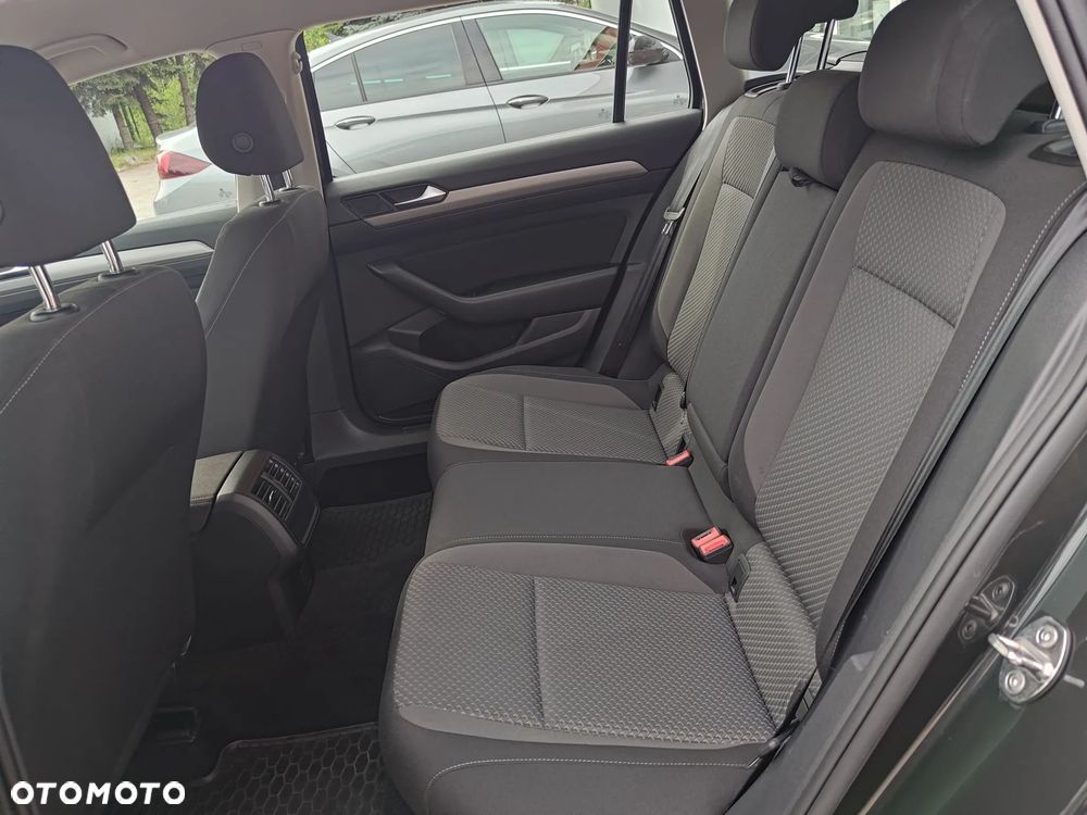 Volkswagen Passat 1.5 TSI EVO Essence - 29