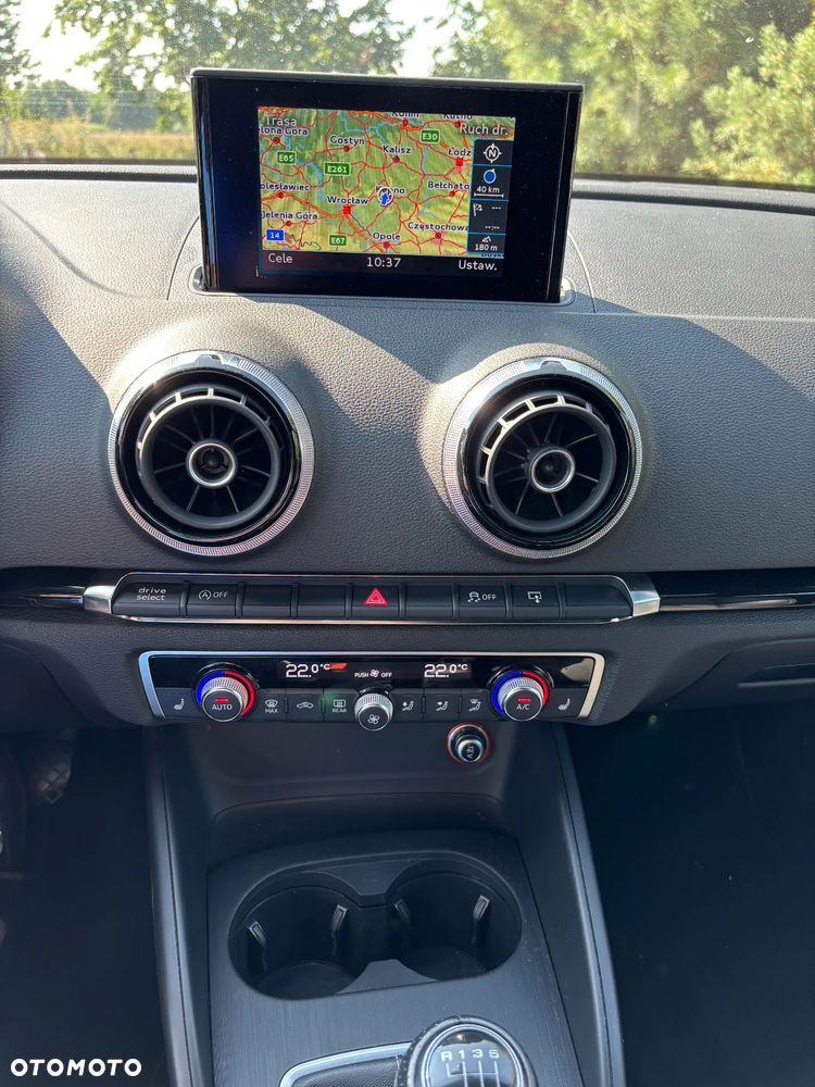 Audi A3 Sportback 2.0 TDI S line Sportpaket - 28