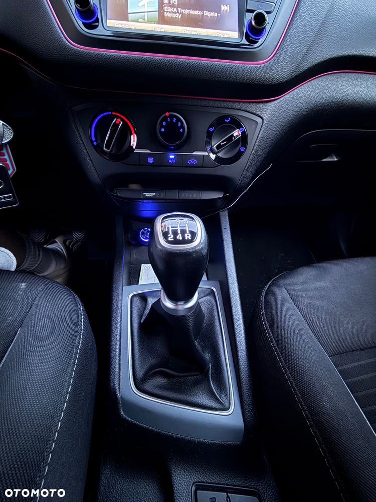 Hyundai i20 1.2 Comfort - 9