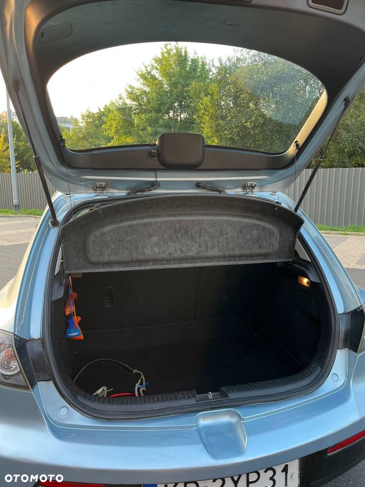 Mazda 3 1.6 Sport Active - 8