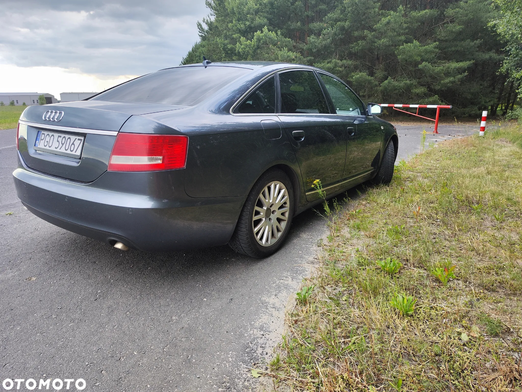 Audi A6 - 4