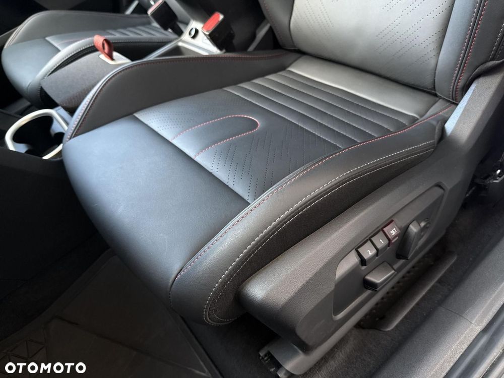 MINI John Cooper Works - 13