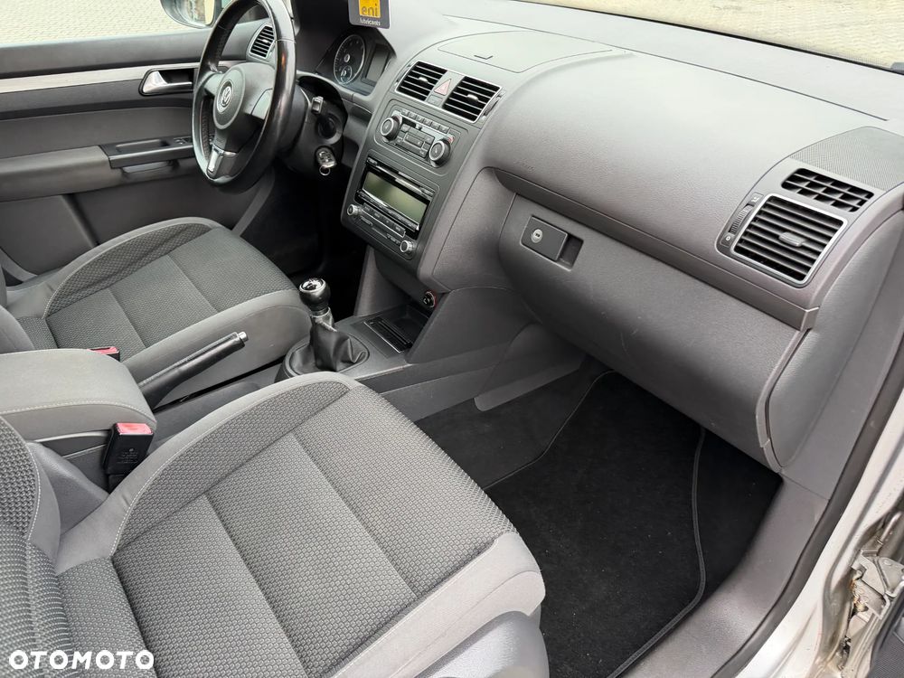 Volkswagen Touran 1.2 TSI Comfortline - 25