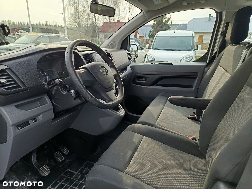 Opel Vivaro - 14