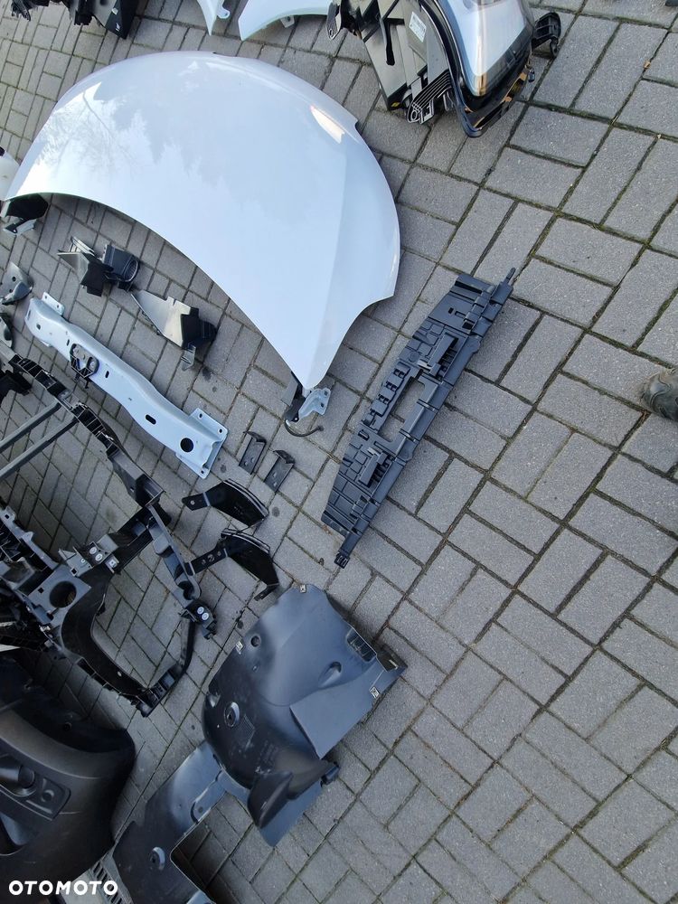 MASKA BŁOTNIK ZDERZAK LAMPY RENAULT MASTER IV 2024r - 16