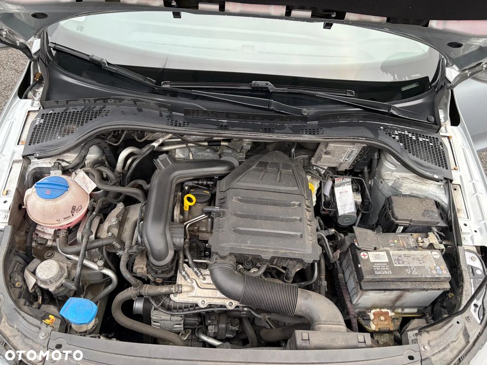 Skoda RAPID 1.0 TSI Style - 9