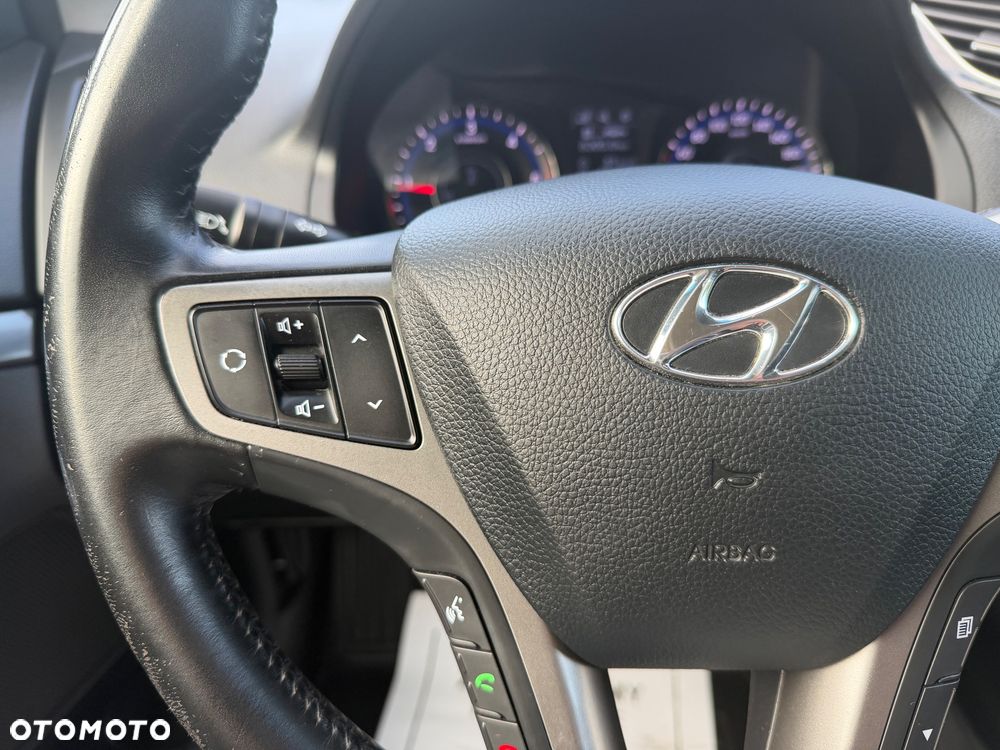 Hyundai i40 Kombi 1.7 CRDi Premium - 21