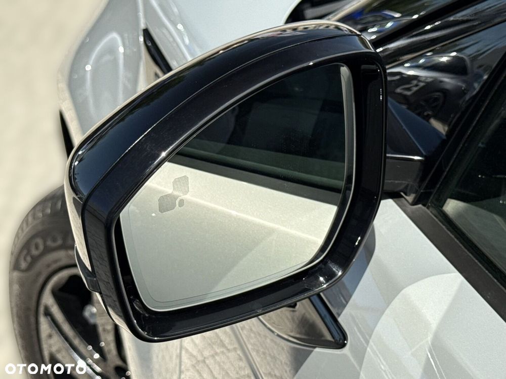 Land Rover Range Rover Evoque - 28