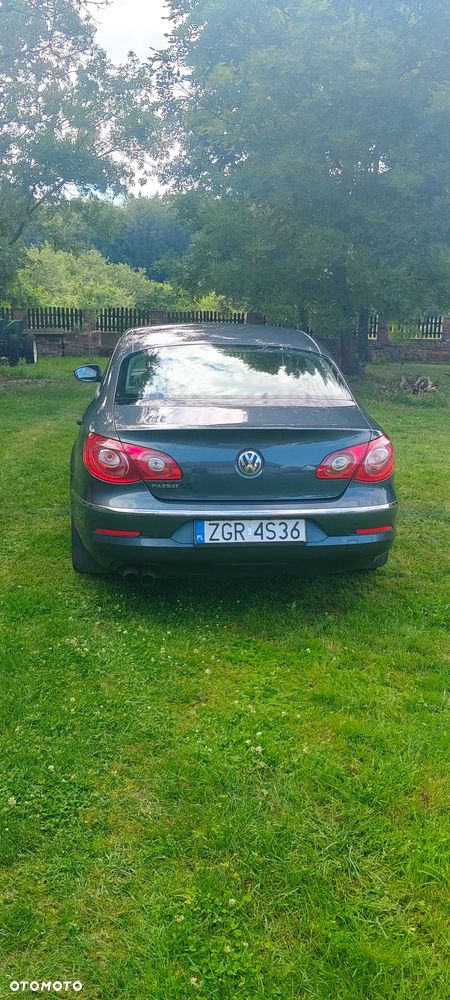 Volkswagen Passat CC - 4