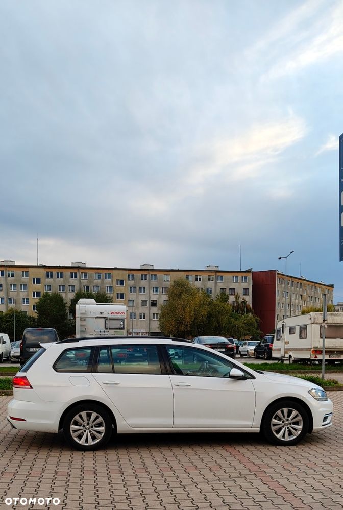 Volkswagen Golf - 3