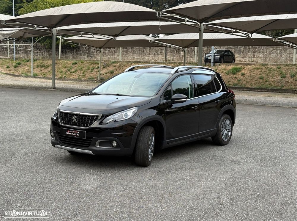 Peugeot 2008 1.2 PureTech Allure - 4