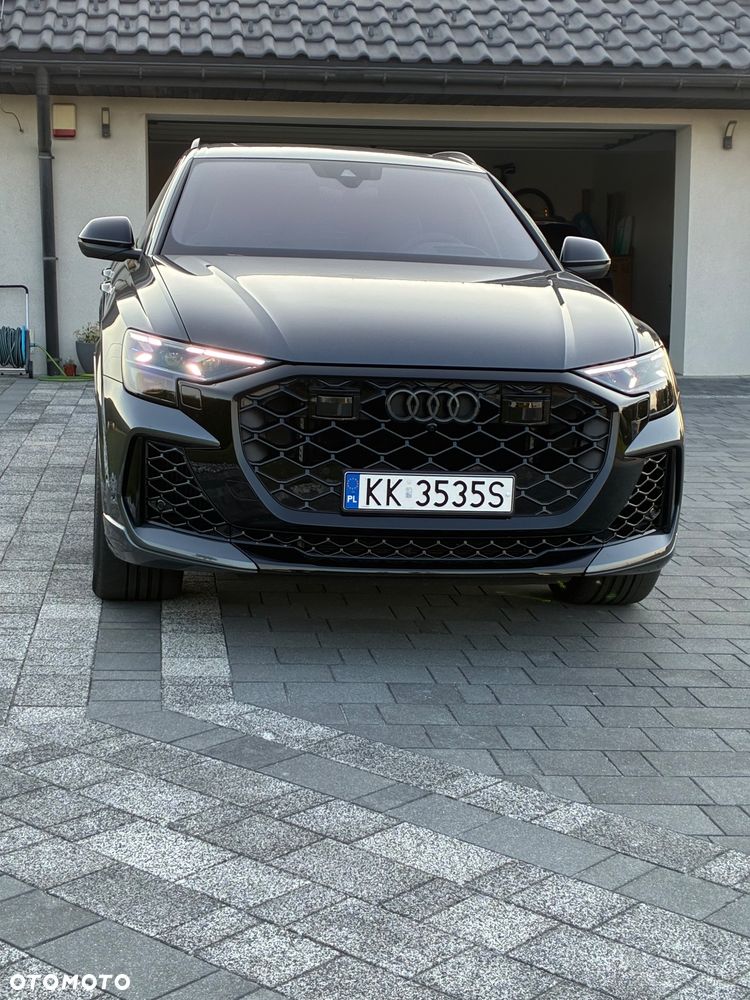 Audi RS Q8 - 2