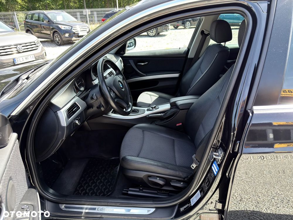 BMW Seria 3 320d xDrive DPF Edition Lifestyle - 16
