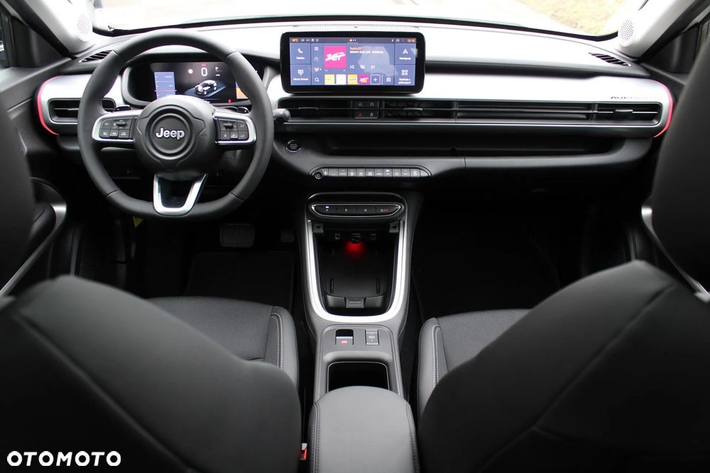 Jeep Avenger 1.2 T3 mHEV Summit FWD eDCT6 - 11