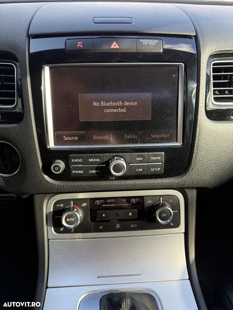 Volkswagen Touareg - 17