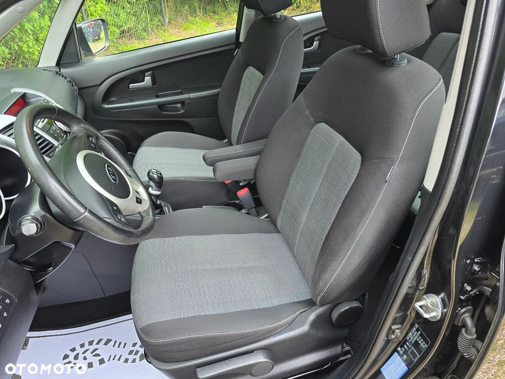 Kia Venga 1.4 CVVT Spirit - 17