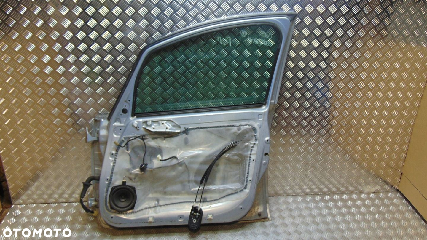 DRZWI PRZEDNIE PRZOD PRAWE MITSUBISHI COLT VI 21H 5 DRZWI - 4
