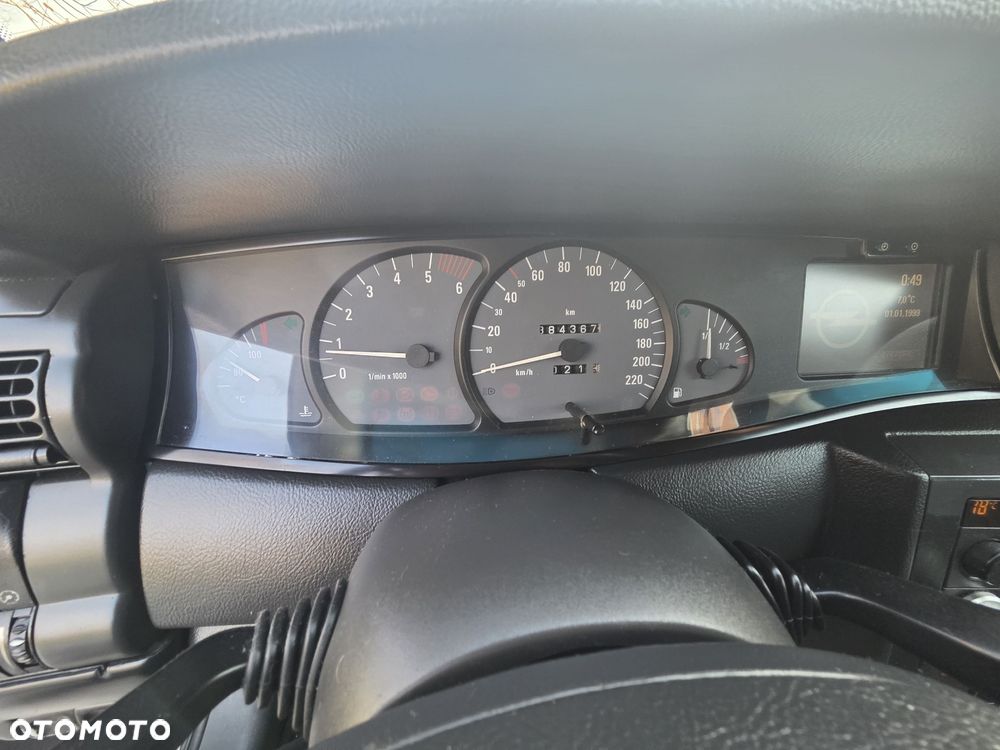 Opel Omega - 8
