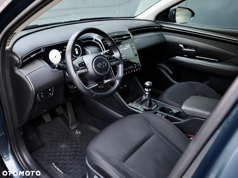 Hyundai Tucson 1.6 T-GDi Smart 2WD - 24