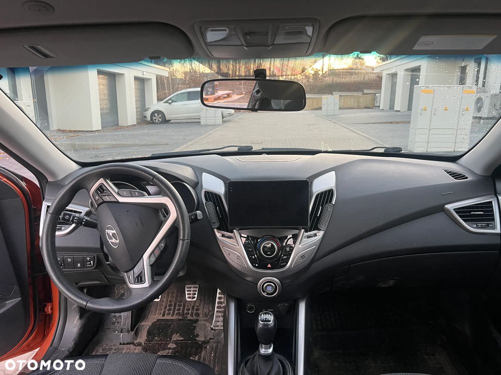 Hyundai Veloster 1.6 GDI Premium - 11