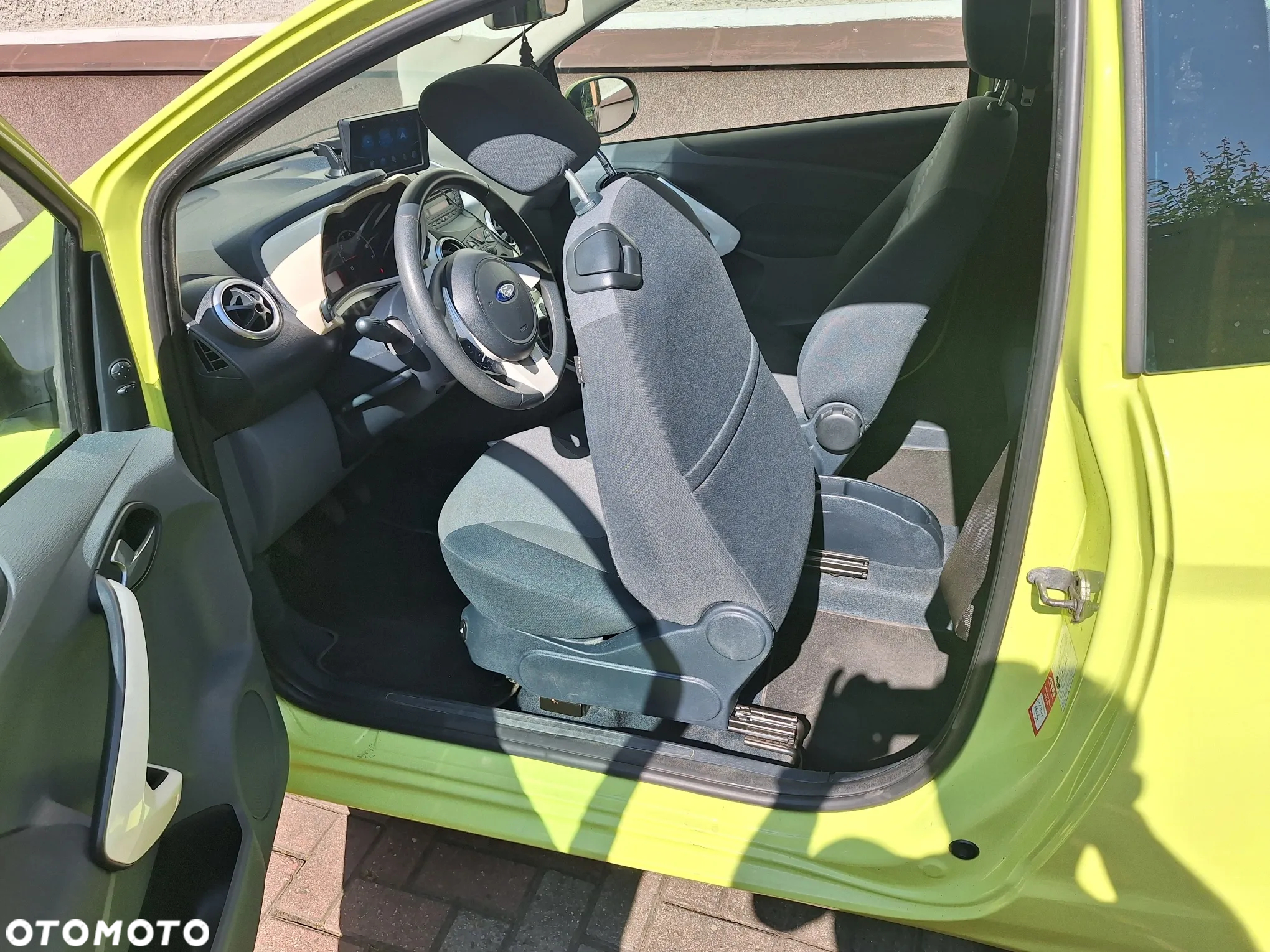 Ford KA 1.2 Ambiente - 11