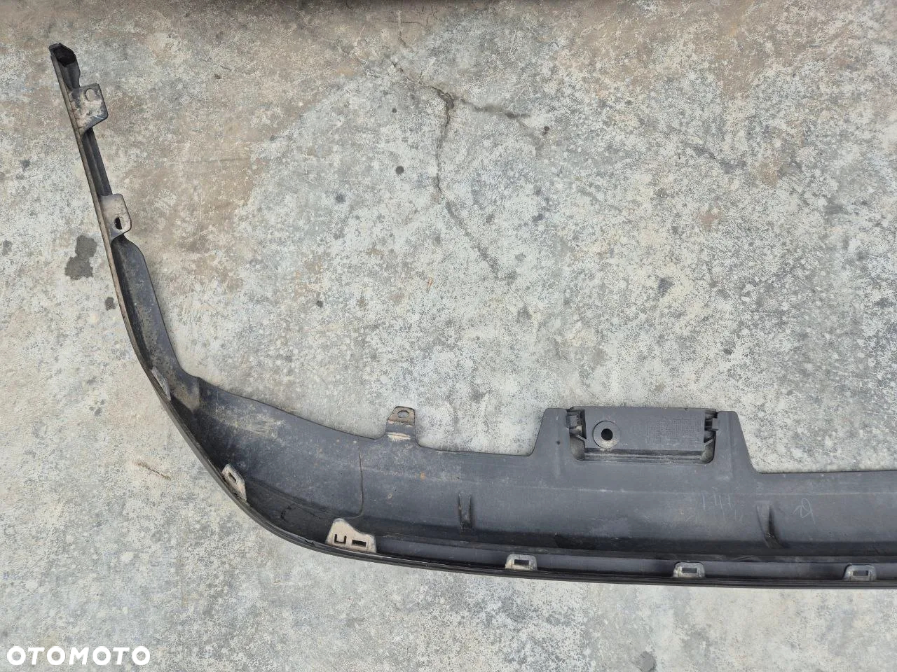 ORYGINALNY ZDERZAK/SPOILER TOYOTA PRIUS PLUS / V TYLNY - 17
