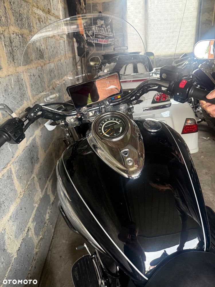 Triumph Rocket - 7