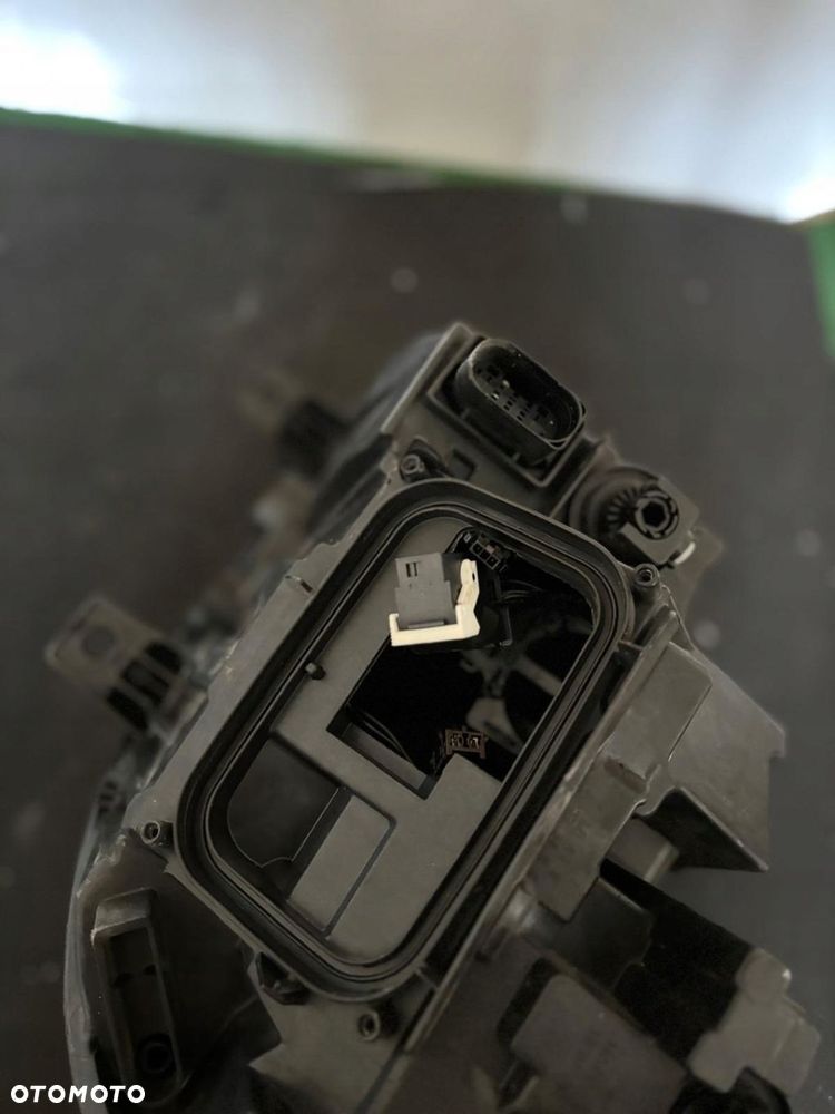 LAMPA PRAWA REFLERTOR PRAWY MERCEDES W910 SPRINTER FULL LED ORYGINAŁ EU - 11