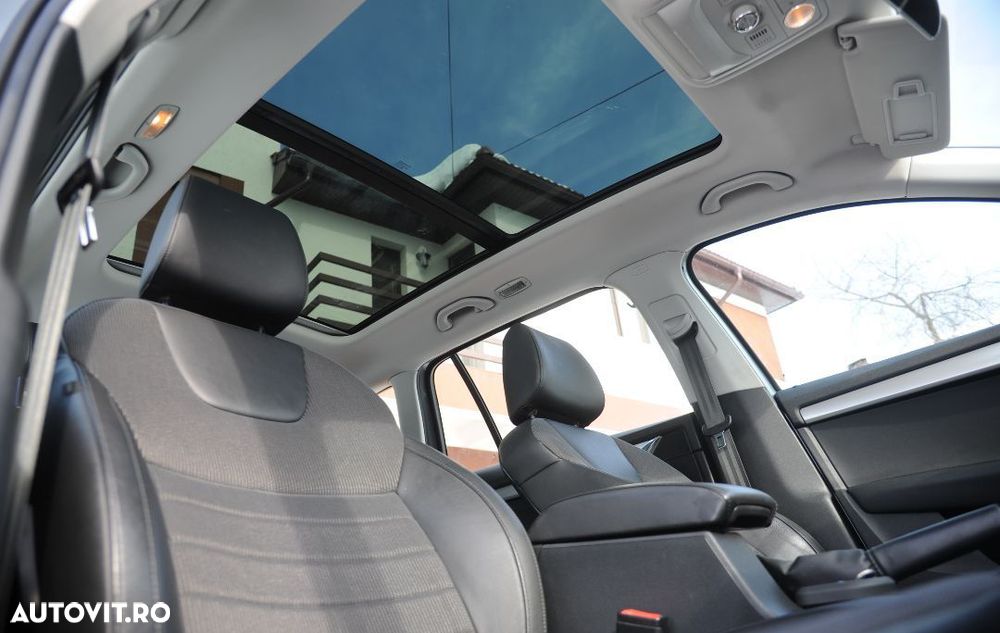 Skoda Octavia 2.0 TDI DSG Ambition - 34