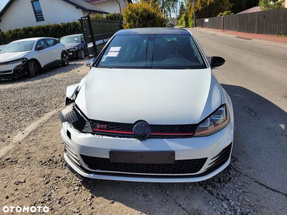 Volkswagen Golf 2.0 TSI BMT GTI - 10