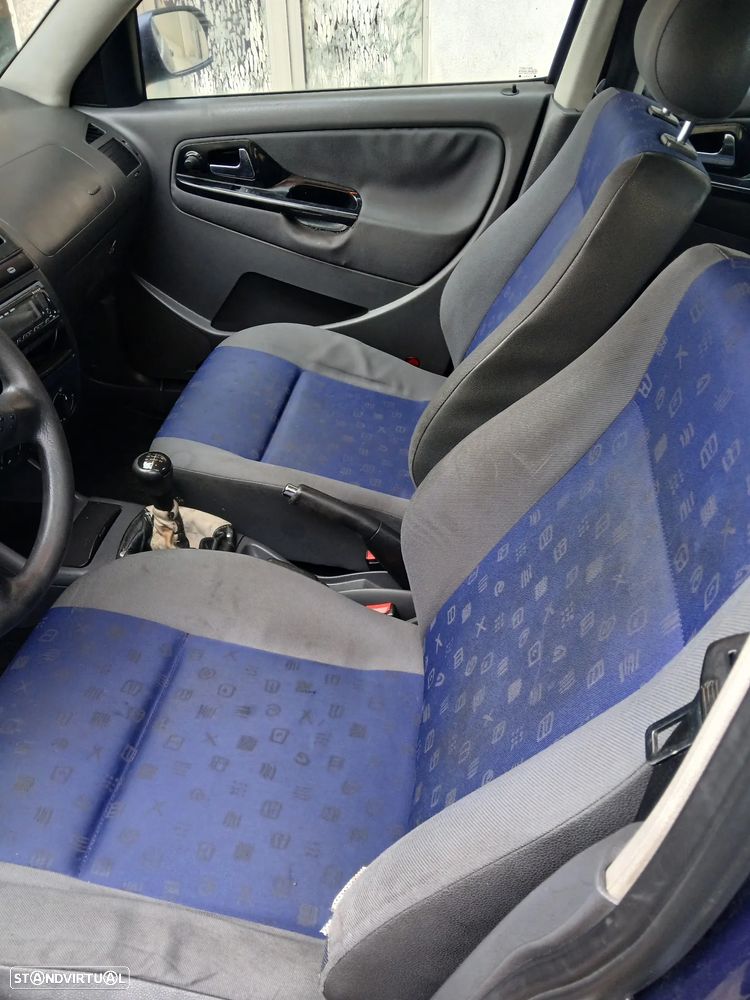 SEAT Ibiza - 5