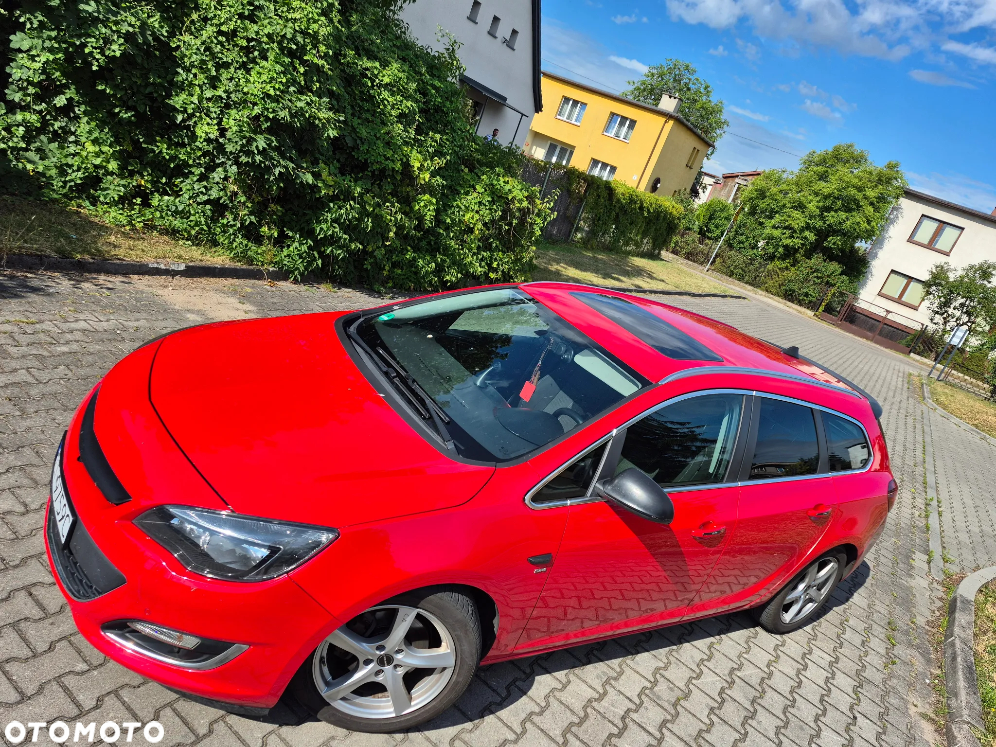 Opel Astra 2.0 CDTI DPF Sports Tourer Design Edition - 4