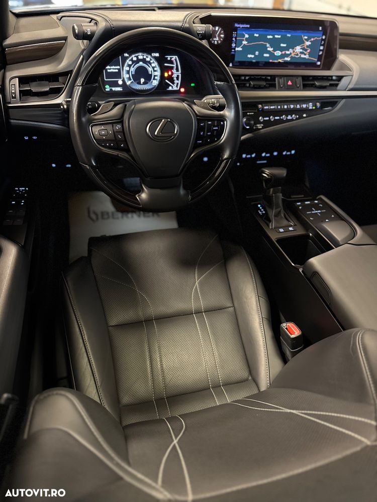 Lexus Seria ES 300h Luxury Line - 13