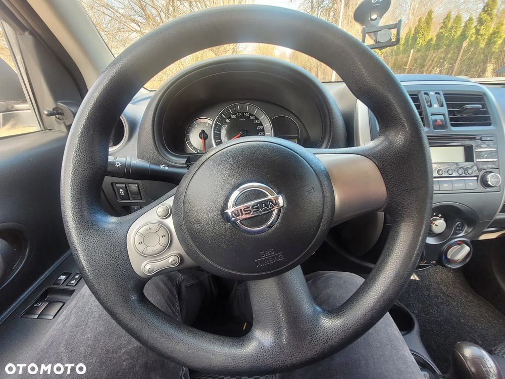 Nissan Micra 1.2 Bild der Frau - 5