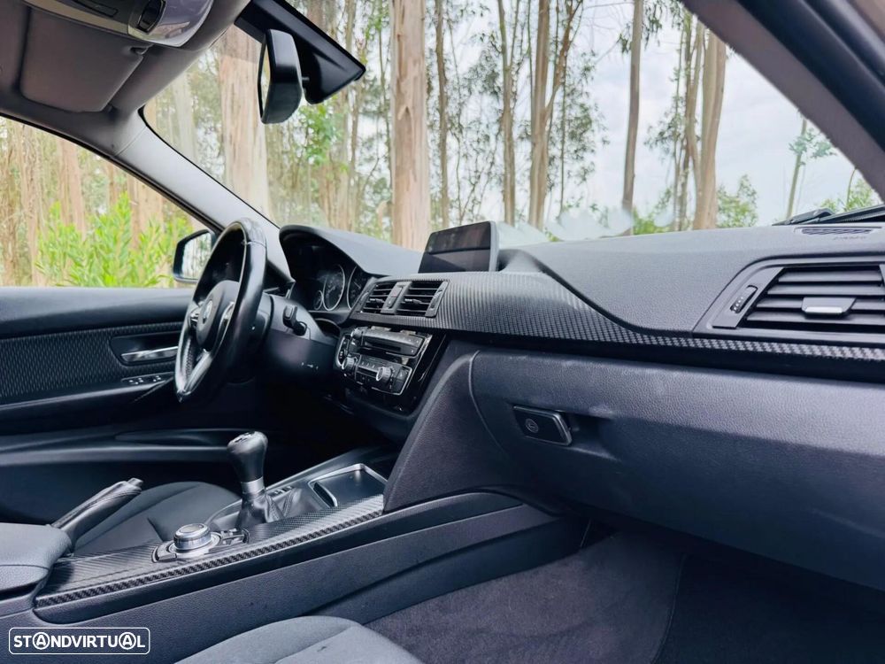 BMW 320 d Line Sport Shadow - 35