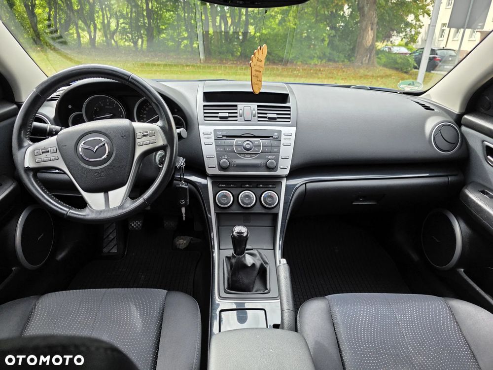 Mazda 6 2.0 Exclusive + - 11