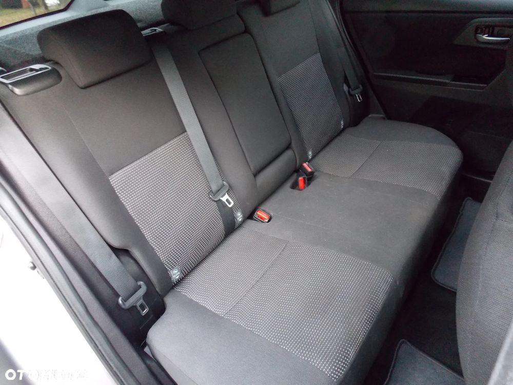 Toyota Auris 1.4 D-4D Edition - 18