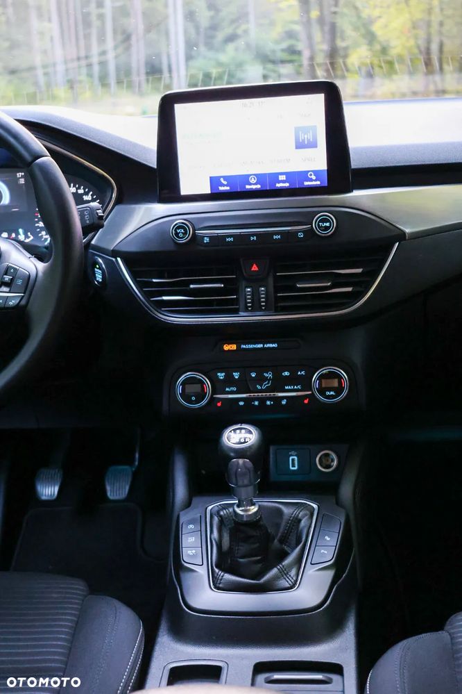 Ford Focus 1.0 EcoBoost Titanium X - 15