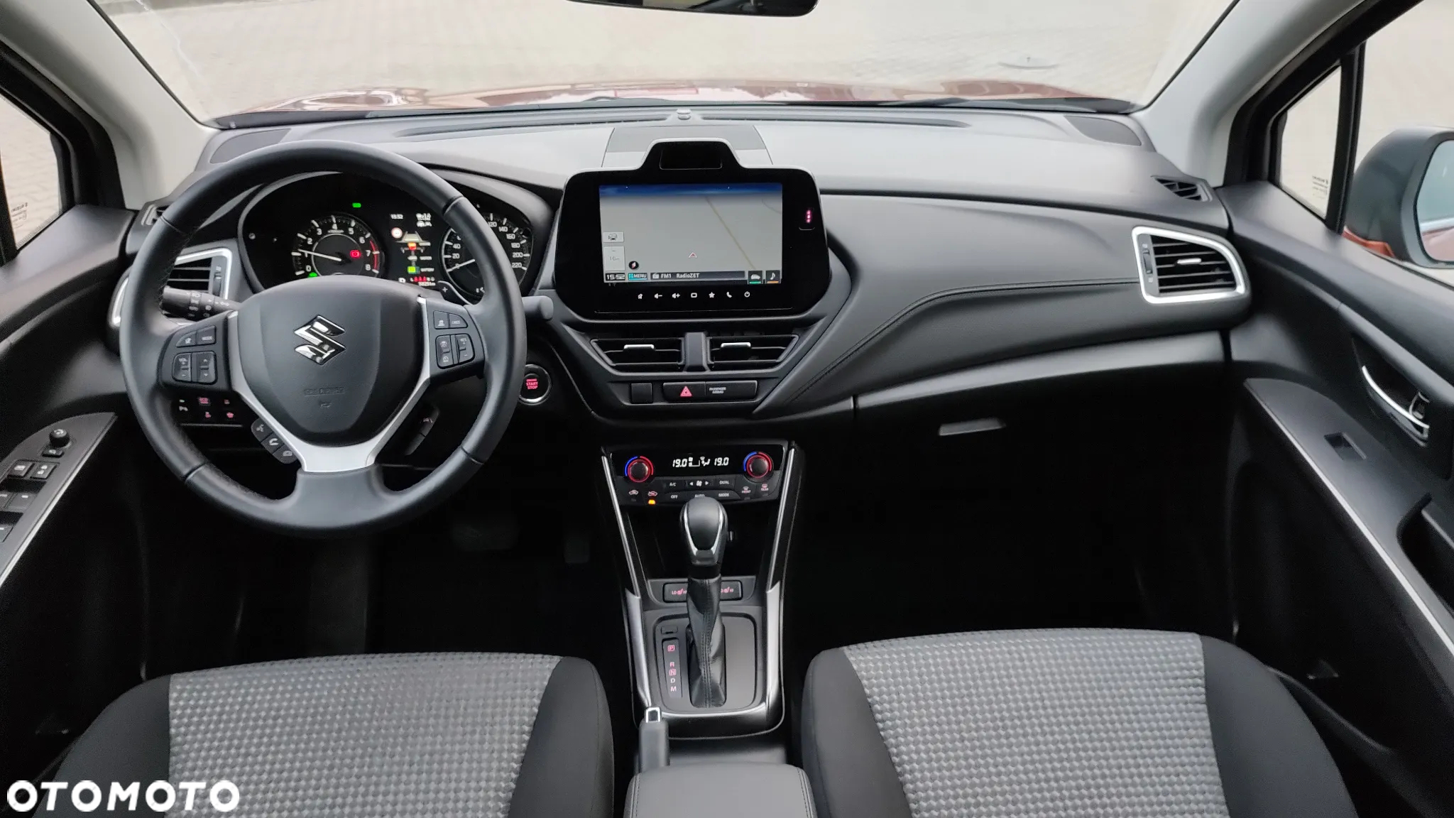 Suzuki SX4 S-Cross 1.5 DualJet Hybrid Premium Plus SP AGS - 22