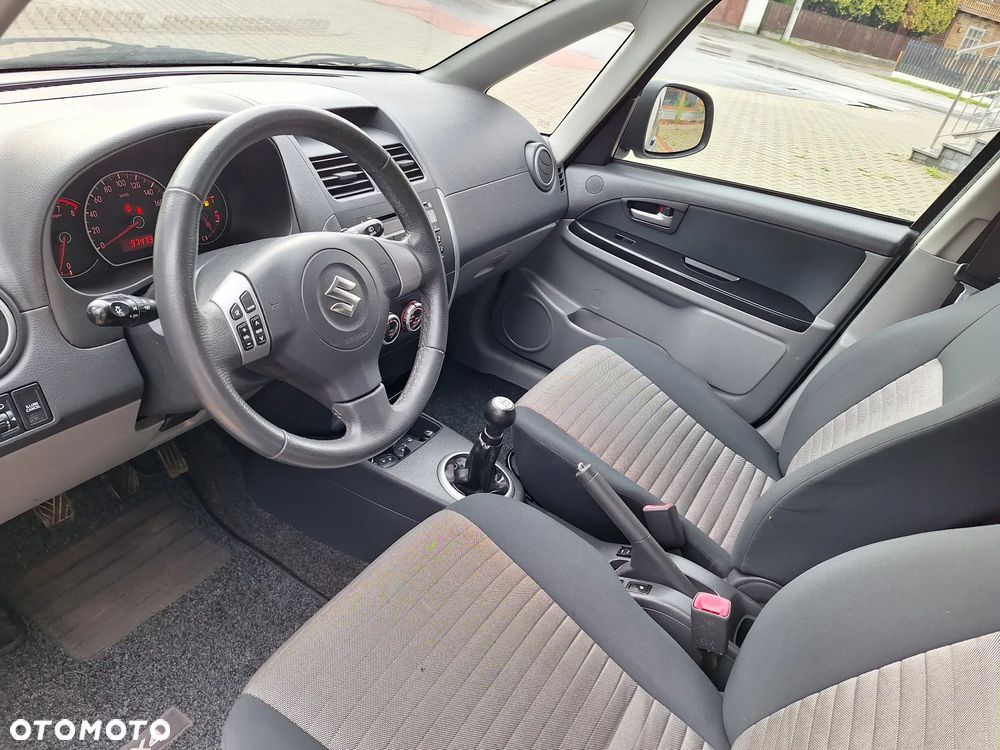 Suzuki SX4 1.6 GS / Premium 4WD - 15