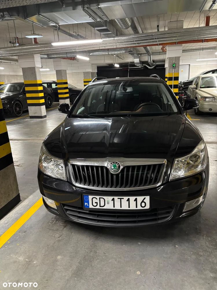 Skoda Octavia Combi 2.0 TDI Ambiente - 1