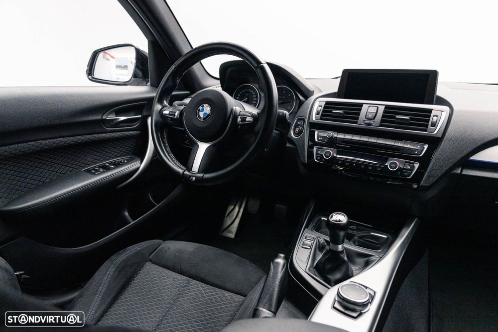 BMW 116 d Pack M - 17