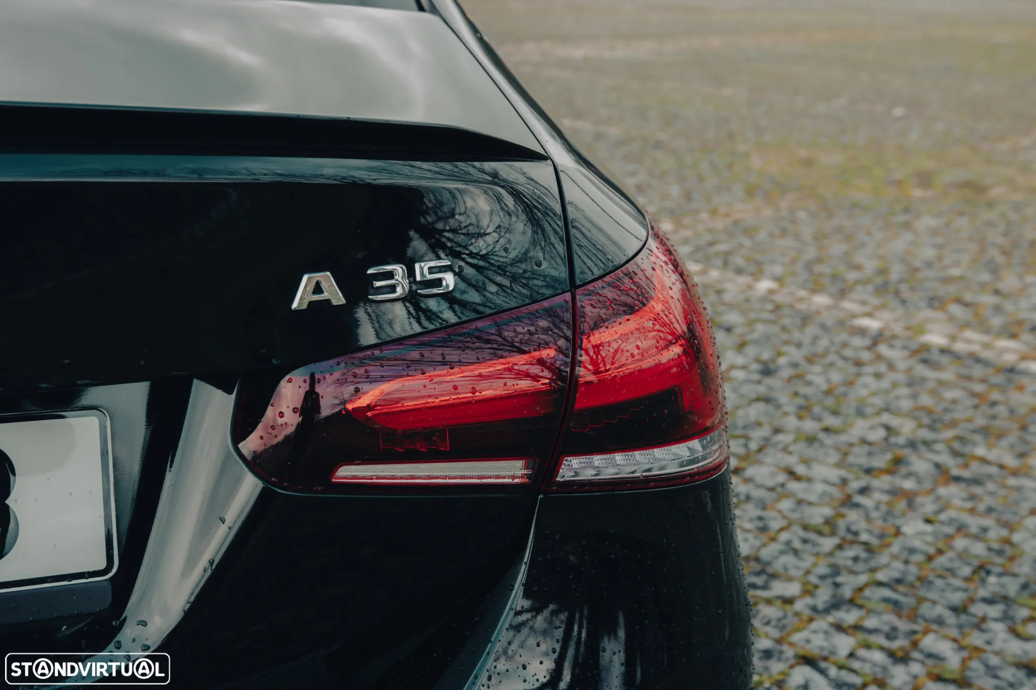 Mercedes-Benz A 35 AMG Limousine 4Matic - 3