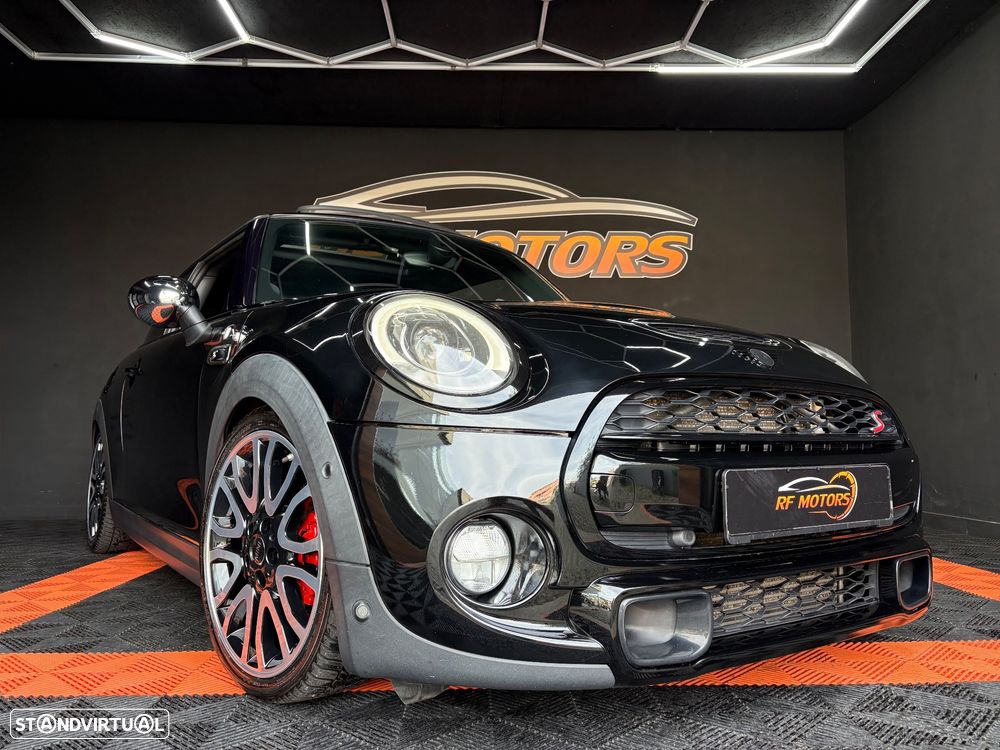 MINI 3 Portas Cooper SD Aut. - 23
