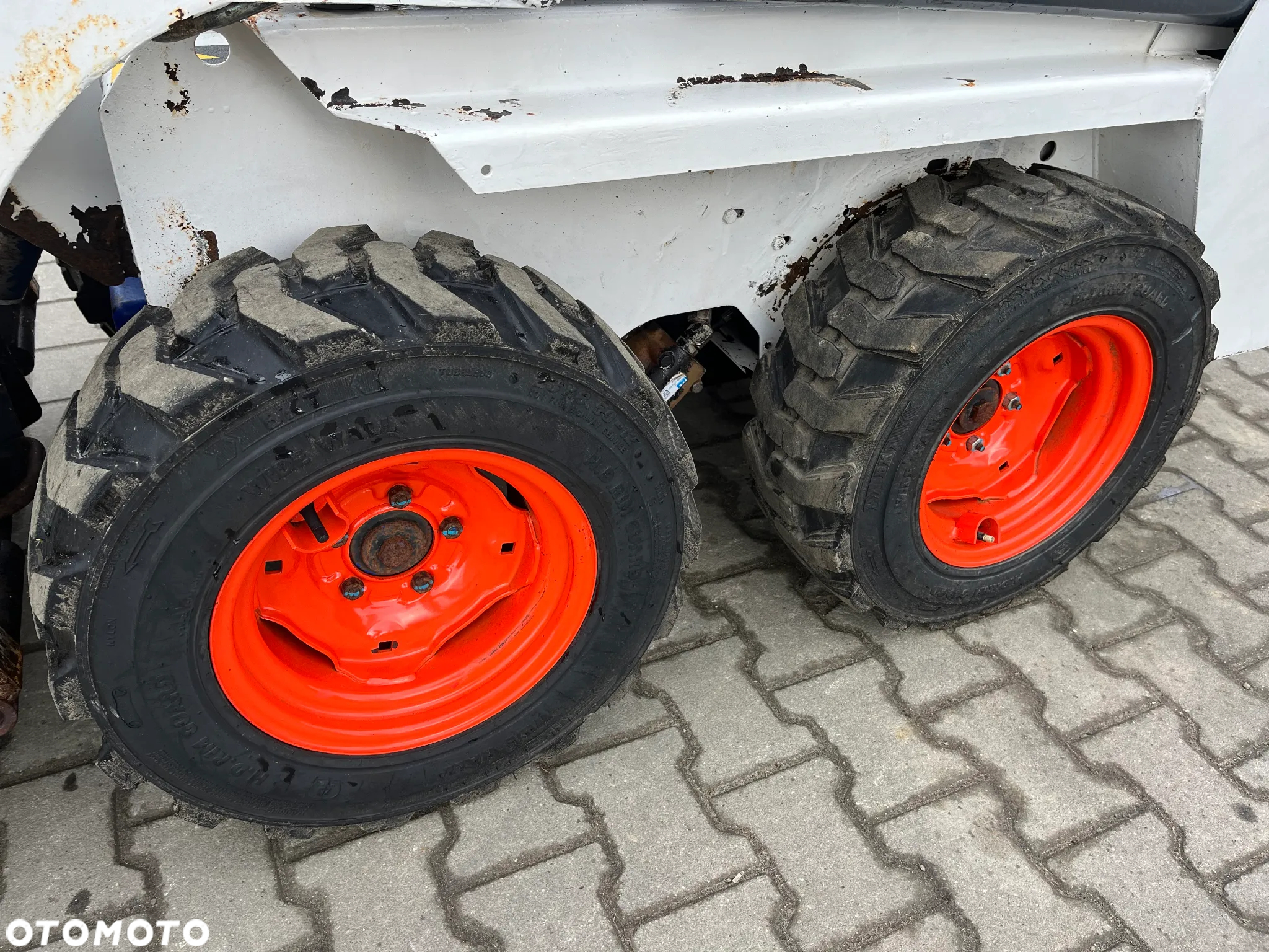 Bobcat 453 - 12