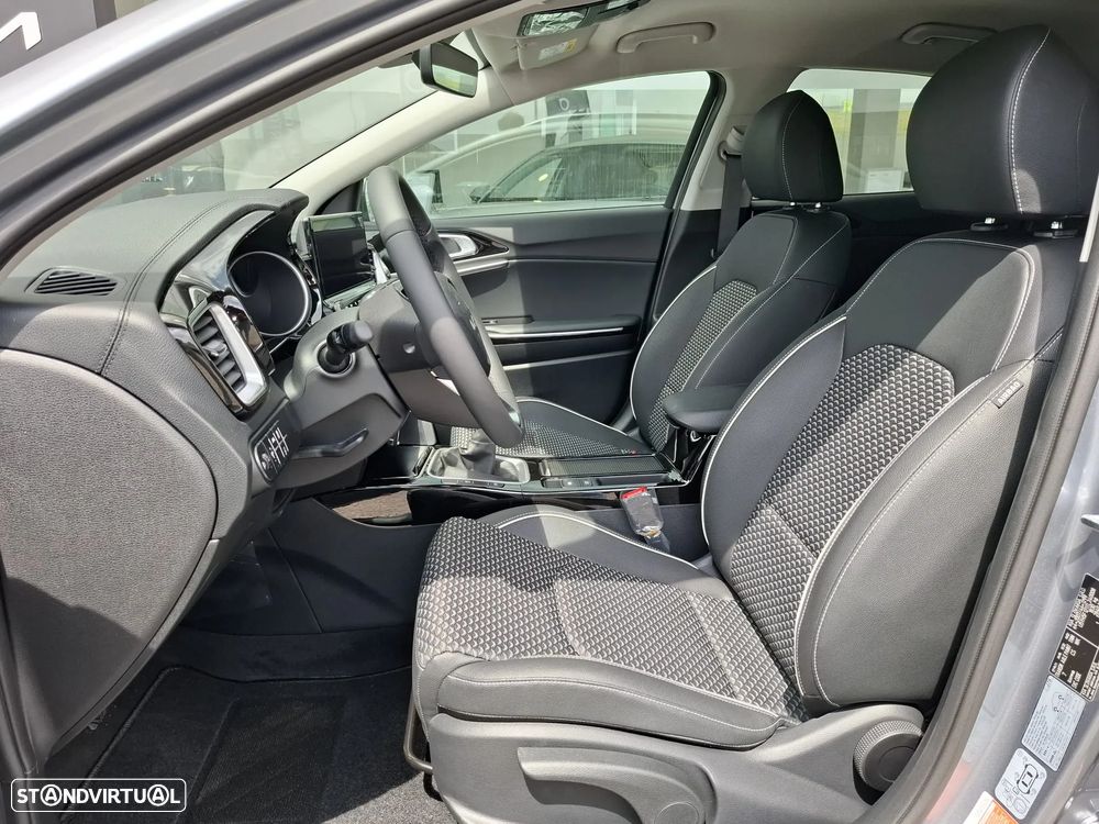 Kia XCeed 1.0 T-GDI Drive - 22