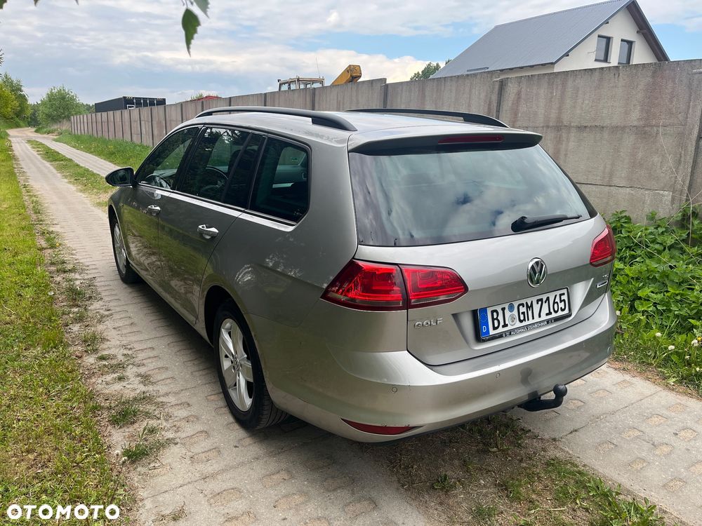 Volkswagen Golf 1.2 TSI BMT Trendline - 4