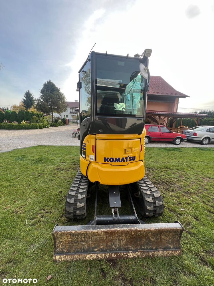 Komatsu PC26MR-5 - 3