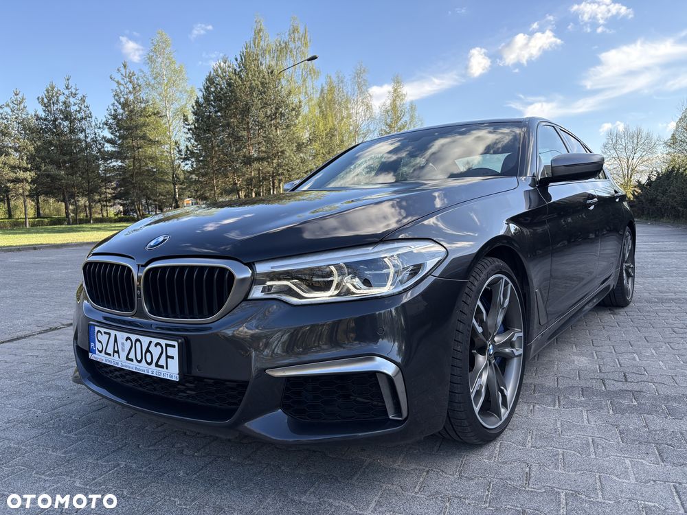 BMW Seria 5 M550i xDrive sport - 3